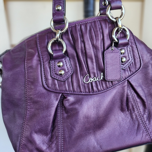 Coach Ashley Purple Leather Women's Bag - Picture 5 of 5